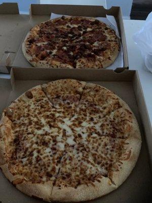 Cheese Pizza, Meat Lovers Pizza