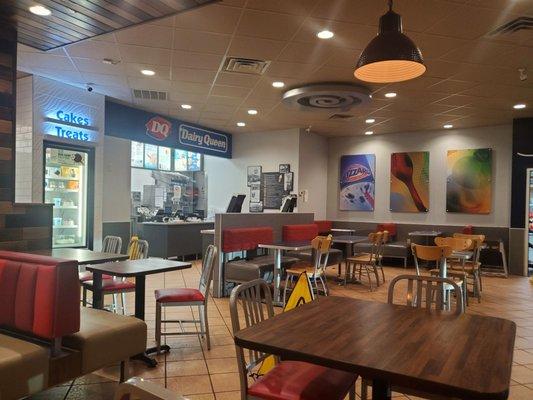 Counter and dining area. Shared space with Arby's inside a gas station.