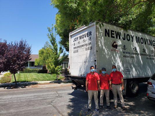 They arrived on time. They are very professional, kind and efficient. I recommend New Joy Moving service.