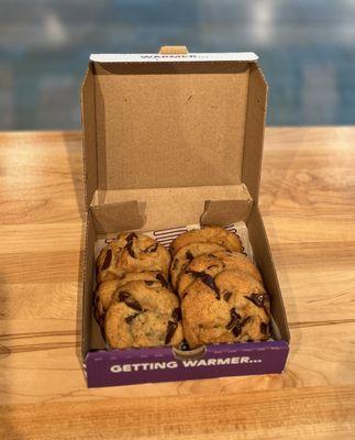 Insomnia Cookies