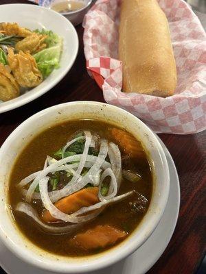 Banh mi bo kho