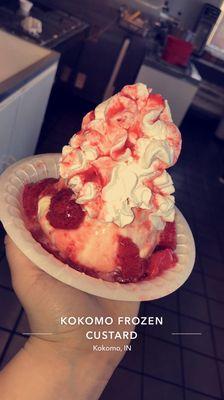 Strawberry shortcake sundae