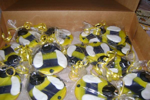 Custom Bee Cookies