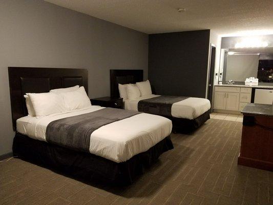 All newly renovated rooms at the Family Inn! Beautiful and Classy!!