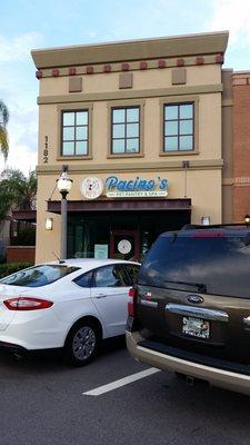 Pacino's Pet Pantry & Spa