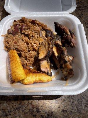 Jerk chicken box