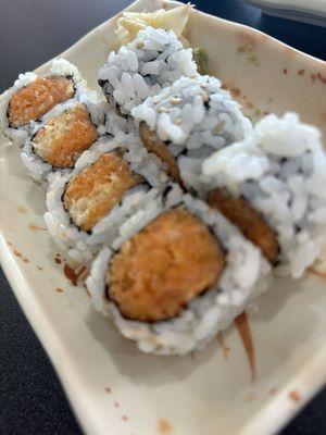 Spicy salmon roll