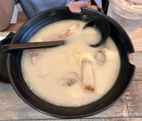 Kids version of tonkatsu ramen. Generous portion there for sure.