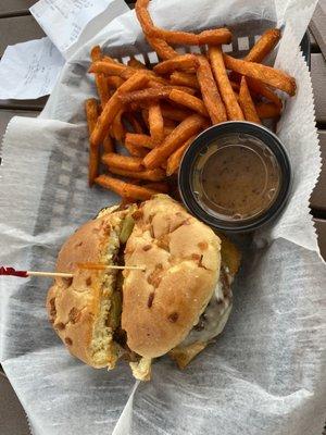 Baha beef burger, sweet potatoes