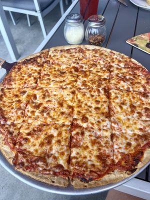 Cheese pizza.