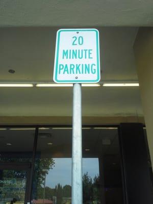 20 Minute Parking!