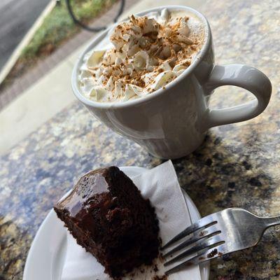 Chocolate cake and Gingerbread Man latte