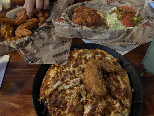 Buffalo chicken pizza