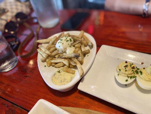 Triple Fried Duck Fat Fries with Béarnaise sauce