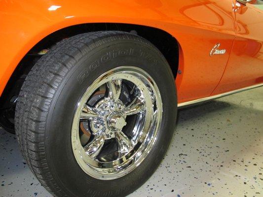 All wheels and tires are properly cleaned, and dressed with water based dressing for a no-sling finish; especially on classics/show cars.