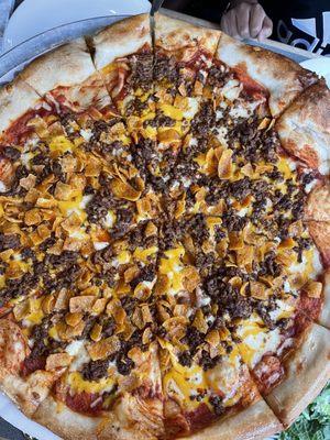 Tito santana (taco pizza)