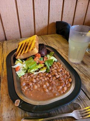 Soilin parfaitement cuit au barbecue restaurant qui merite que l'on s'y arrête.  Ambiance country. Très bel endroit. Je recommande.