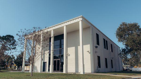 Our beautiful building! We are located on the first floor.