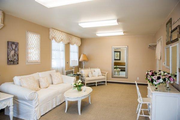 Bride's dressing room at the North Chapel