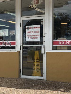 Tell me why the lobby is closed during business hours?! Every business, doors should remained unlocked during business hours. It's 3 PM.