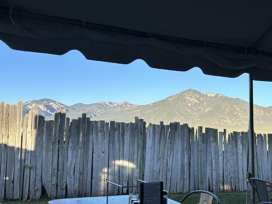 Outdoor patio with a nice view of the mountains.