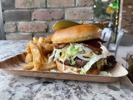 Burger & fries