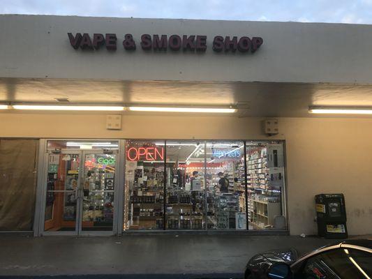 Vape & Smoke Shop Coral Gables