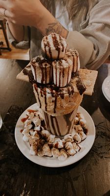 S'mores freak shake