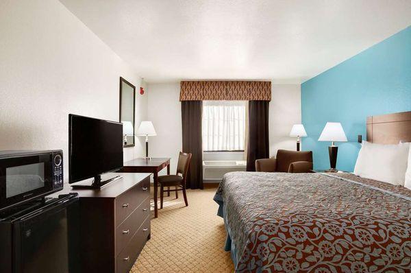 Days Inn & Suites By Wyndham Conroe North