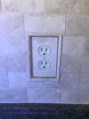 Travertine outlet cover w/pencil edge surround