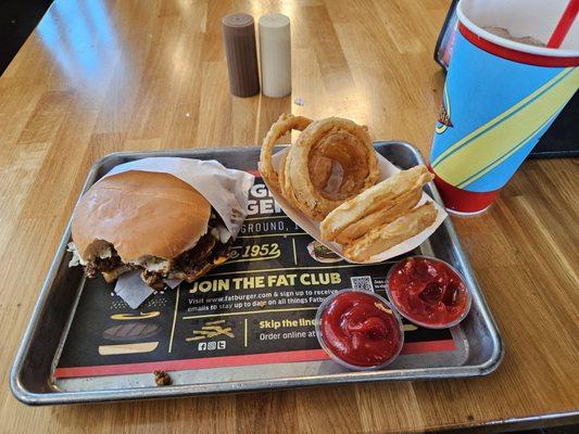 My lunch, a large burger, works with cheese and chili with onion rings and an Arnold Palmer. I haven't had a Fatburger in over 30 years.