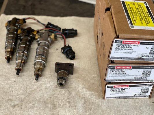 Ford Powerstroke Diesel , fuel injectors and high pressure oil system repair.