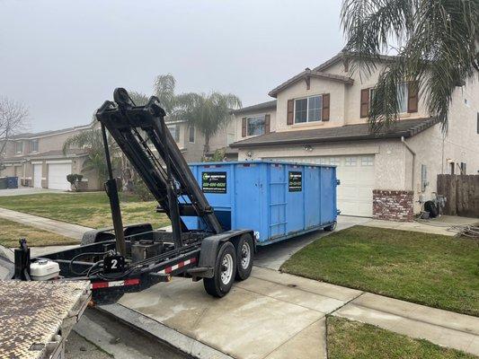 Dumpsters delivery to Clovis!