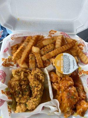 4 piece chicken tender with seasoned fries