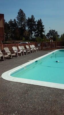 Pool at Greenbriar Village Apartments