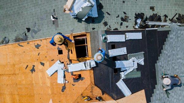 Roof repair and replacement for storm damaged homes. Shingle, tile, and metal.