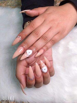 Nails and Spa Studio