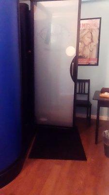 Mystic Spray Booth. Want the tan but no rays, here is your deal.