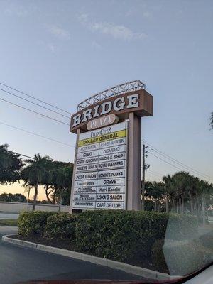 Bridge Plaza shopping center, Fort Myers