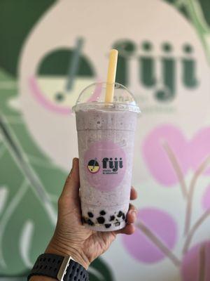 Taro smoothie with tapioca