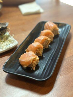 Spicy Salmon Roll