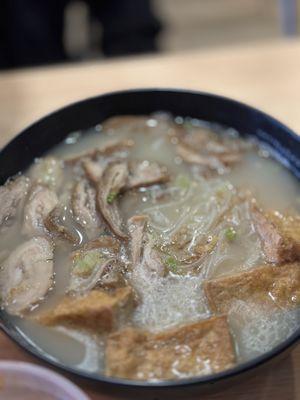 Thick rice noodle soup