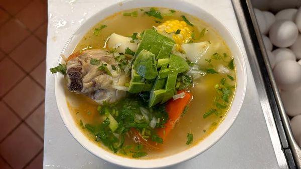 Caldo de pollo/chicken Soup