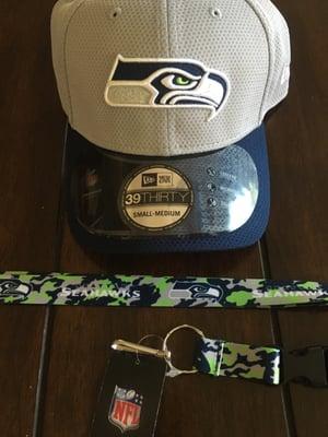 New Hat & Key Chain