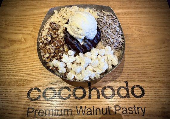 Their Bingsu and walnut pastry are delightful.