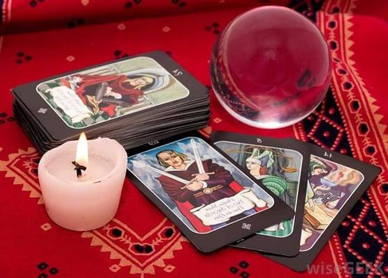 Tarot reading, find out what's going on in your life