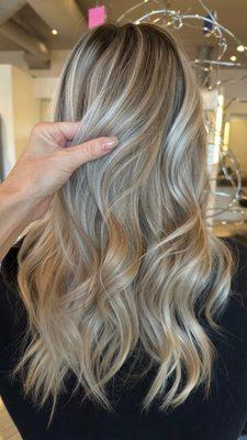 Gorgeous blonde balayage. Book today for your next appointment! Hope to see you soon!