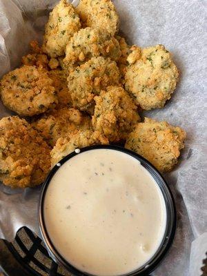 THE BEST FRIED PICKLES EVER