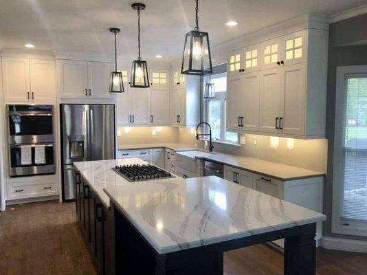 Kitchen remodel in Eastern Shores Estates neighborhood in Lake St Louis. We added in-cabinet lights, under cabinet lights, & can lights.