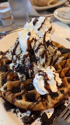 Oreo Sundae Waffle